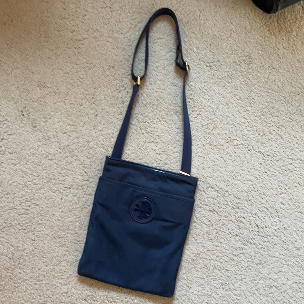 Tory Burch Ella Swing tote crossbody!!